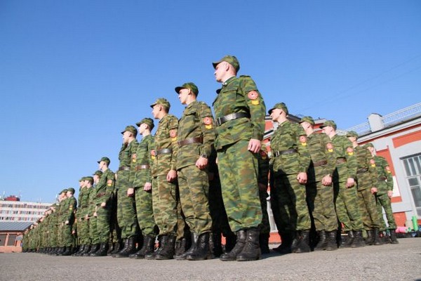 Из-за дефицита нужных кадров в Липецкой и Орловской областях создадут военные учебные центры