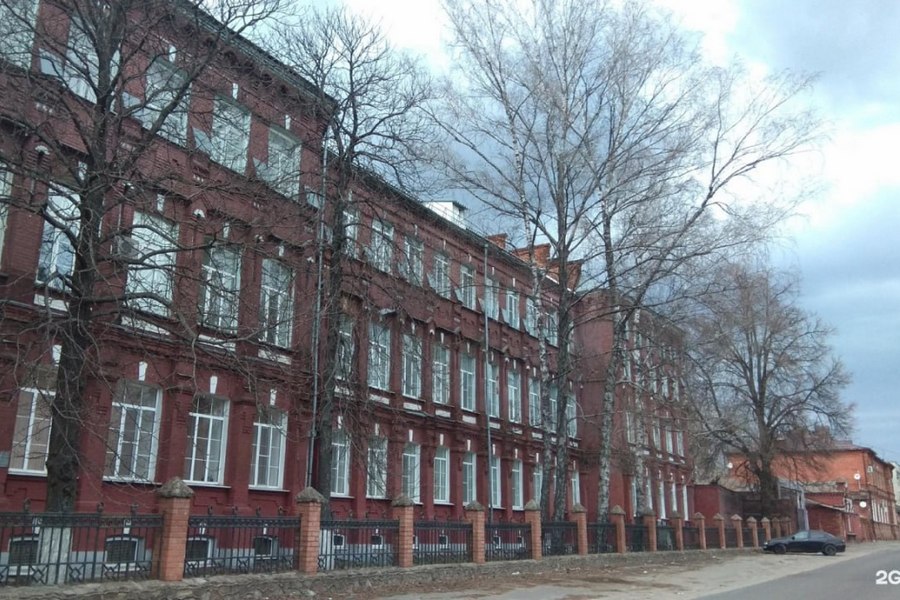 Девелопер Анатолий Шмыгалев продает комплекс исторических зданий курского спиртзавода через «Авито» за 195 млн рублей