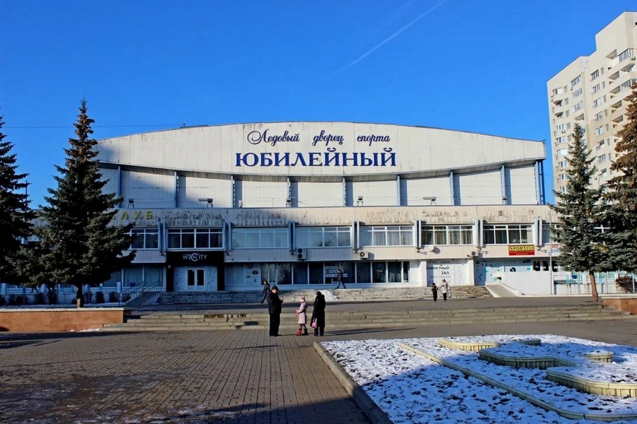 Ремонтом дворца спорта «Юбилейный» займутся две воронежские компании за 104 млн рублей
