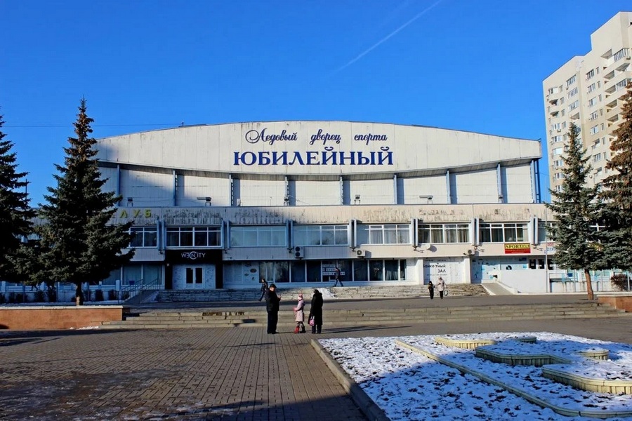 Ремонтом дворца спорта «Юбилейный» займутся две воронежские компании за 104 млн рублей

