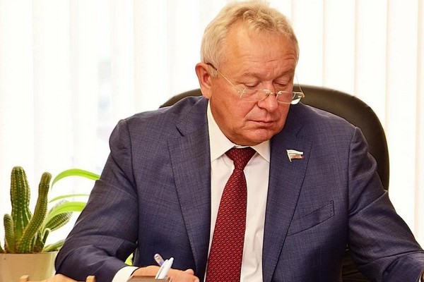 Депутат Александр Цыбань получил полный контроль над основным юрлицом своей строительной компании «Выбор»
