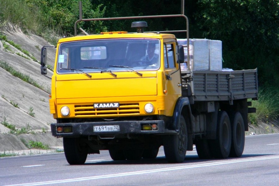 Спрос на тяжелые грузовики в России может вырасти на 65%
