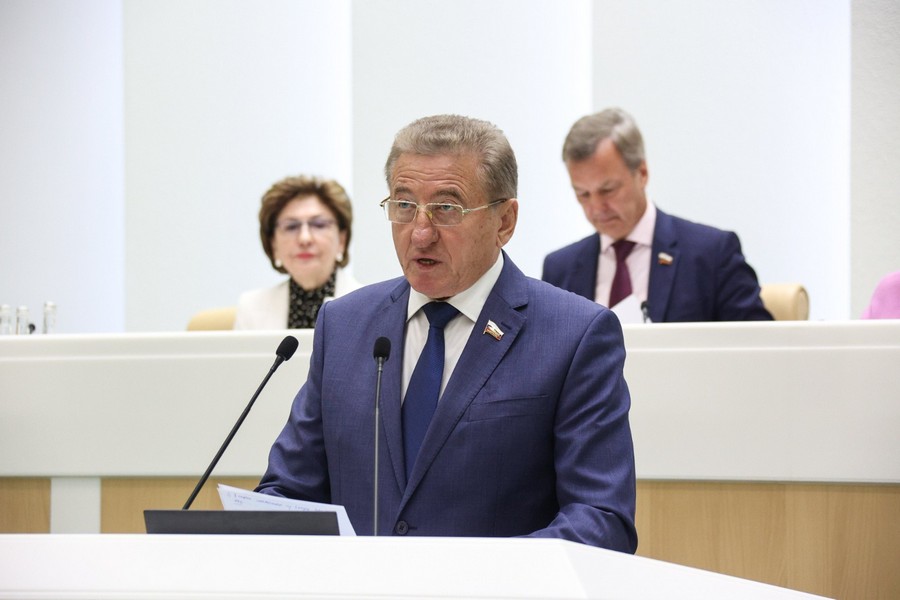 Сенатор Лукин представил в СФ законопроект о расширении ответственности саморегулируемых организаций в строительстве