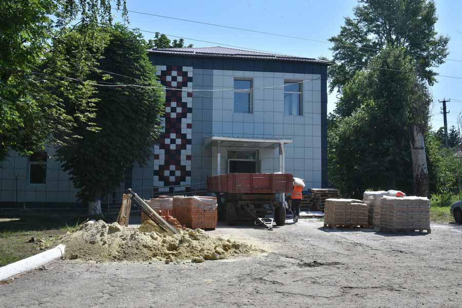 В подшефном Воронежской области Марковском районе ЛНР отремонтируют хирургическое и детское отделения центральной больницы