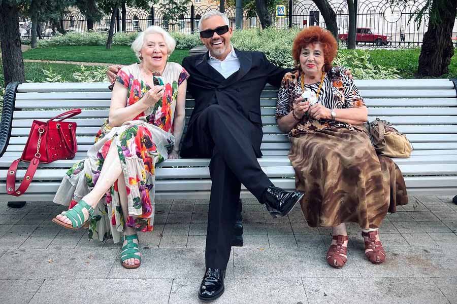 «Мы пока в грусти и печали», – стилист Александр Рогов остался недоволен шопингом в Воронеже
