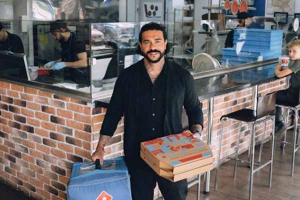 Российский рэпер Тимати анонсировал ребрендинг сети пиццерий Domino`s Pizza
