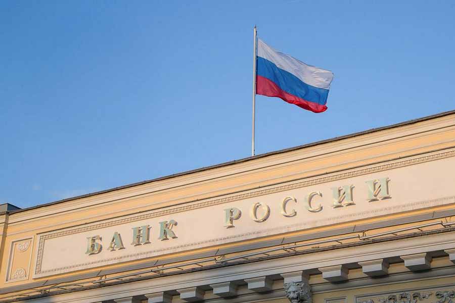 Центральный банк увеличит ежедневный объем продажи валюты до 21,4 млрд рублей