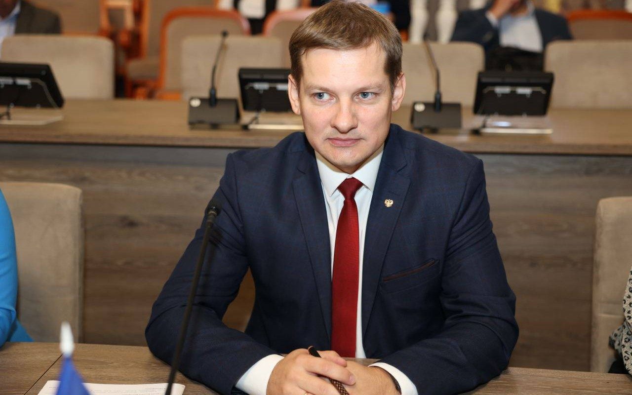 Владимиру Серикову нашли замену на посту главы комитета по законодательству в Липецком облсовете