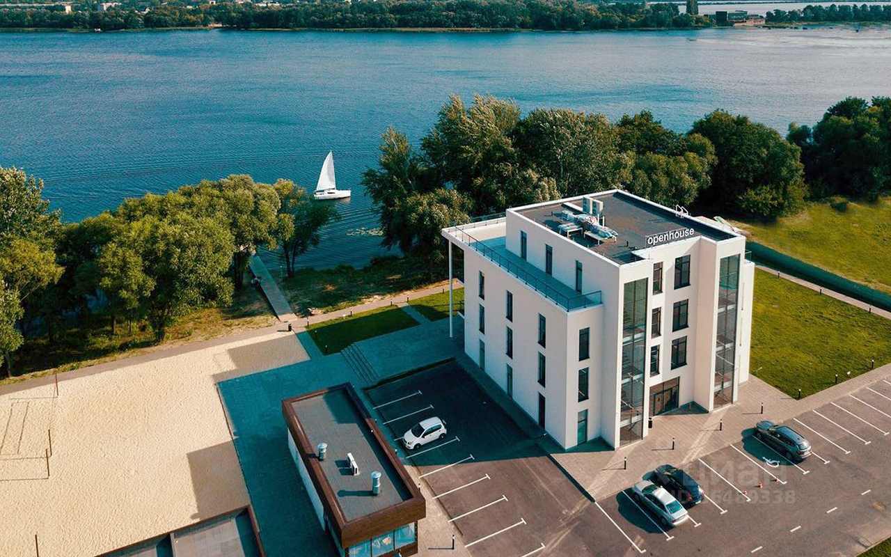В Липецке на берегу реки Воронеж продают комплекс с яхт-клубом за 170 млн рублей
